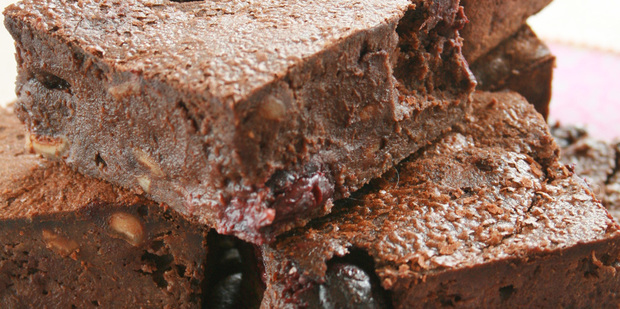 Thumb big pr0056 cherry and hazlenut carob brownie nh 20150102